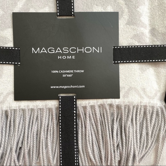 Magaschoni Cashmere Throw Frosted Gray Grey Vintage/ White Pattern - Picture 3 of 6